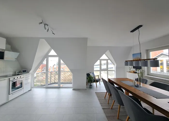 Livora Altstadt Wilhelmshaven - Stilvoll - Zentrumsnah - Tv-Streaming - Balkon - Nordsee - Badewanne