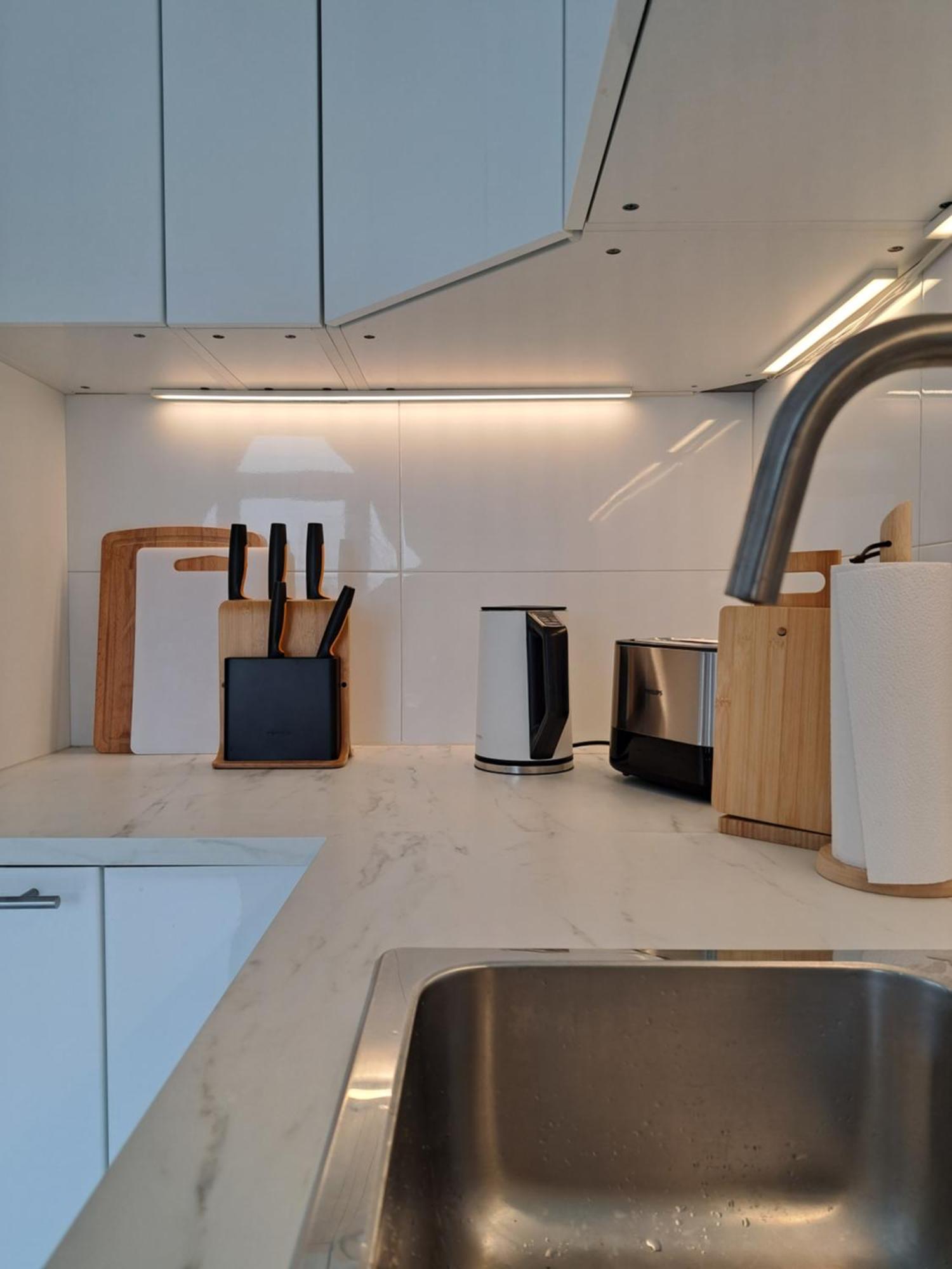 Apartment Livora Altstadt - Stilvoll - Zentrumsnah - Tv-streaming - Balkon - Nordsee - Badewanne Wilhelmshaven
