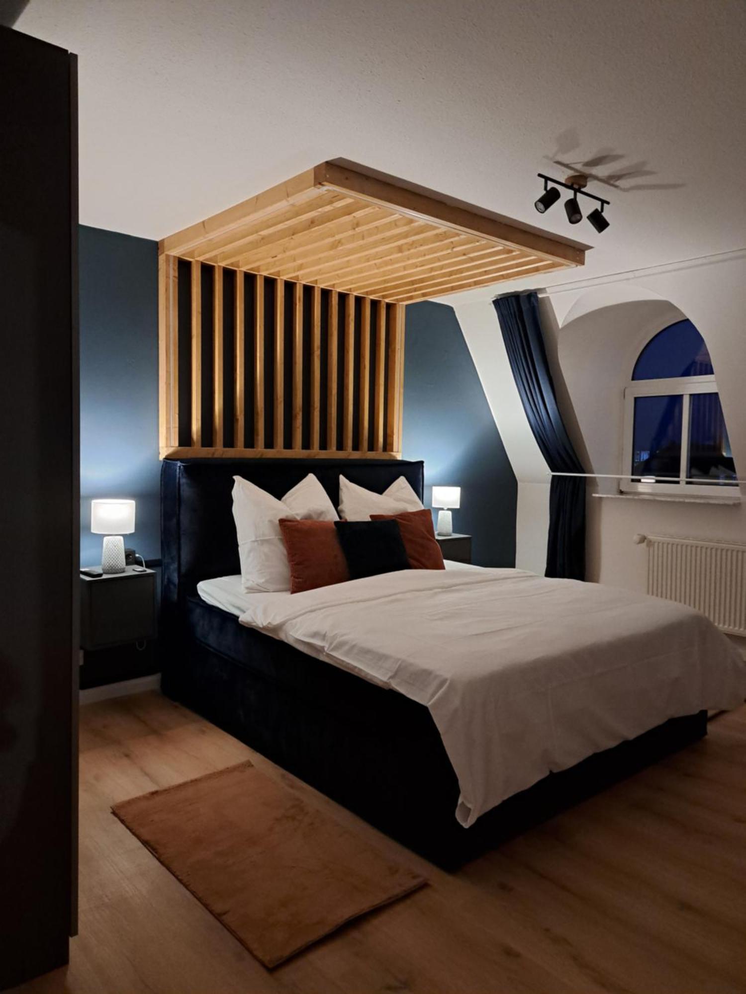 Livora Altstadt - Stilvoll - Zentrumsnah - Tv-streaming - Balkon - Nordsee - Badewanne * Wilhelmshaven