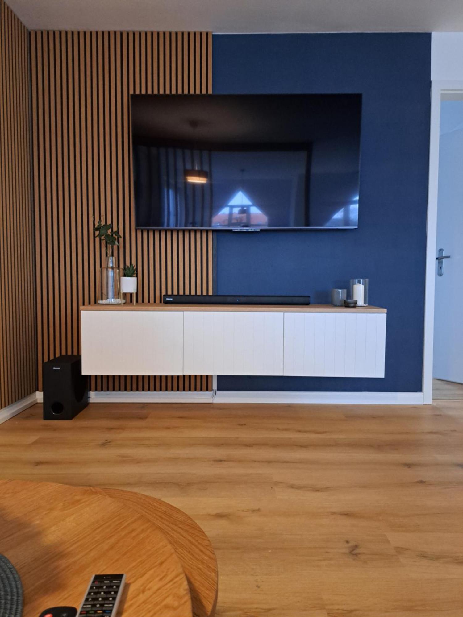 Apartment Livora Altstadt - Stilvoll - Zentrumsnah - Tv-streaming - Balkon - Nordsee - Badewanne