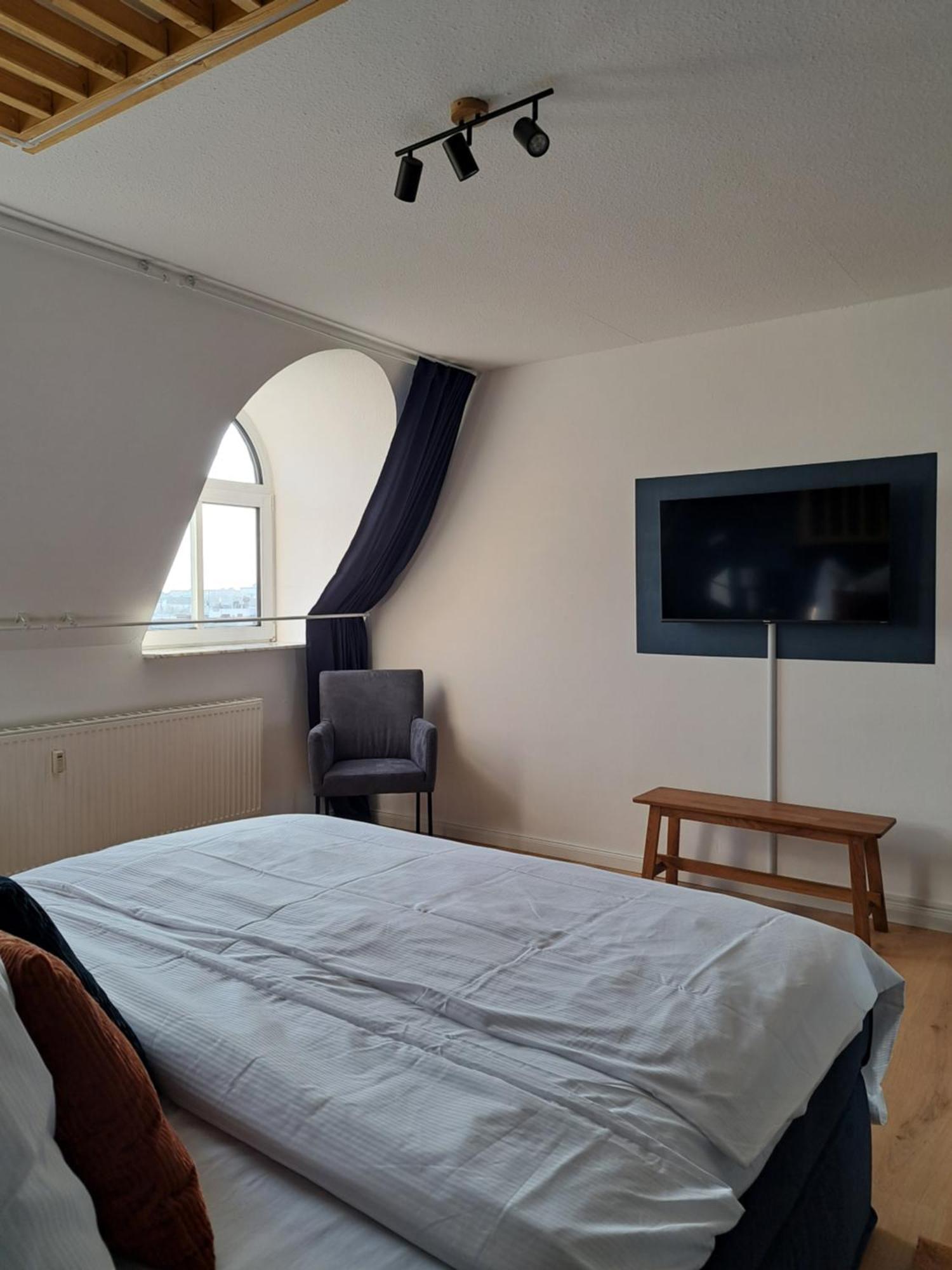Livora Altstadt - Stilvoll - Zentrumsnah - Tv-streaming - Balkon - Nordsee - Badewanne